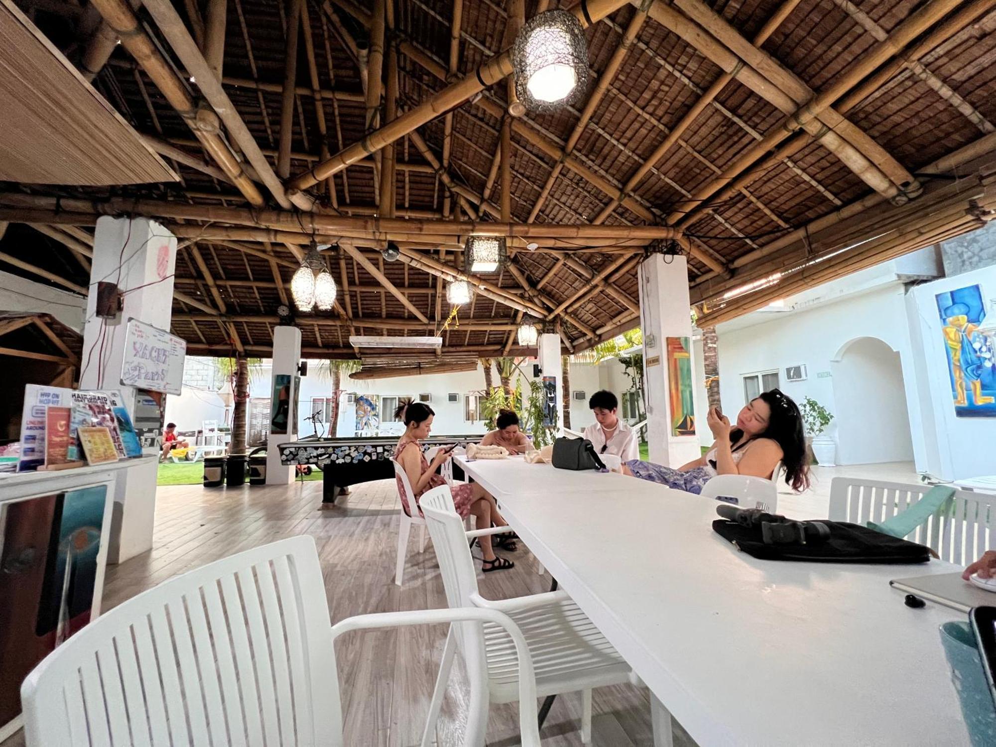 Ostello Boracay Backpackers Balabag  Esterno foto