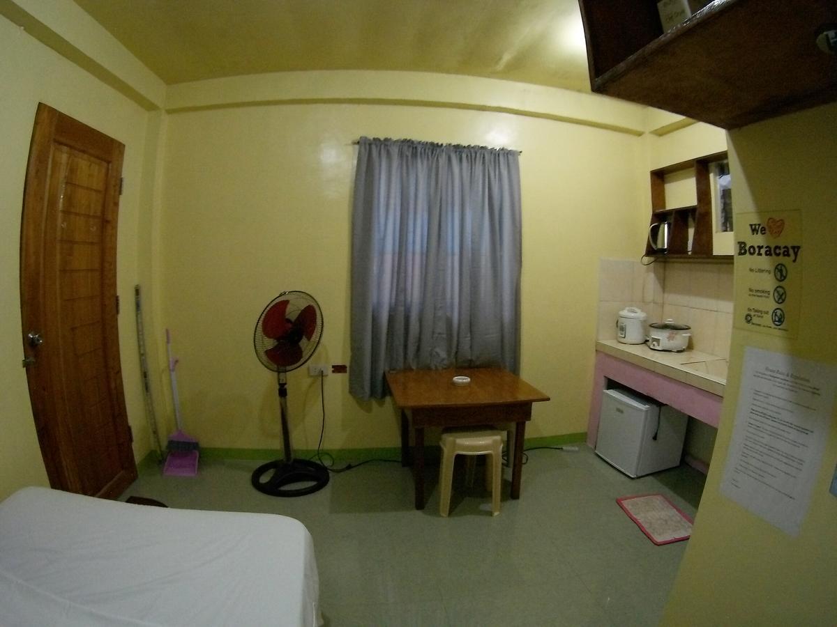 Ostello Boracay Backpackers Balabag  Esterno foto
